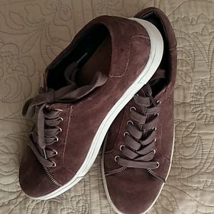 Frye & Co suede leather sneakers. Size 9